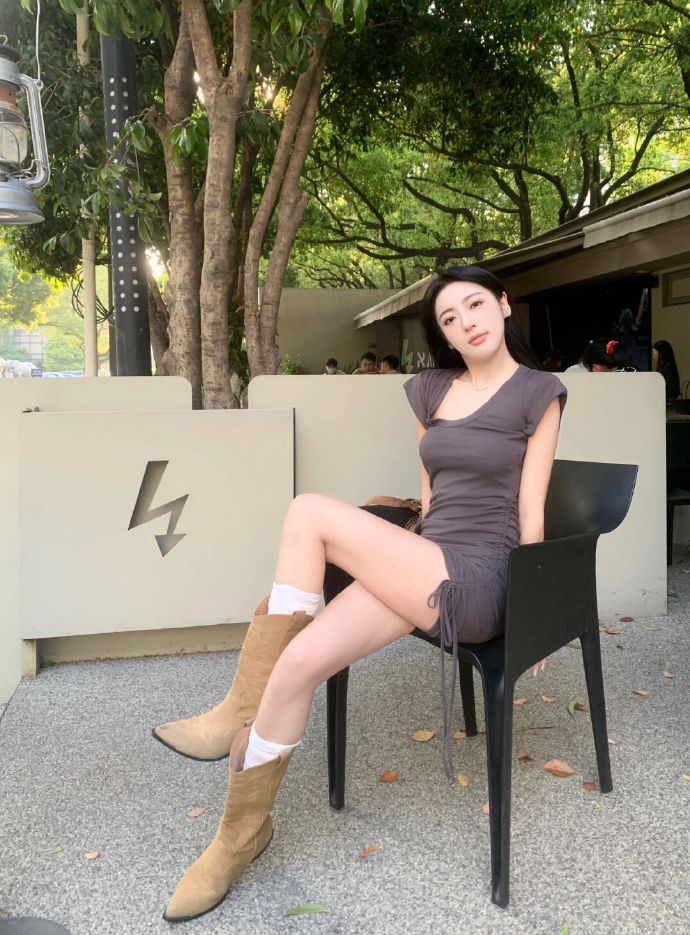 漫长的季节 封面